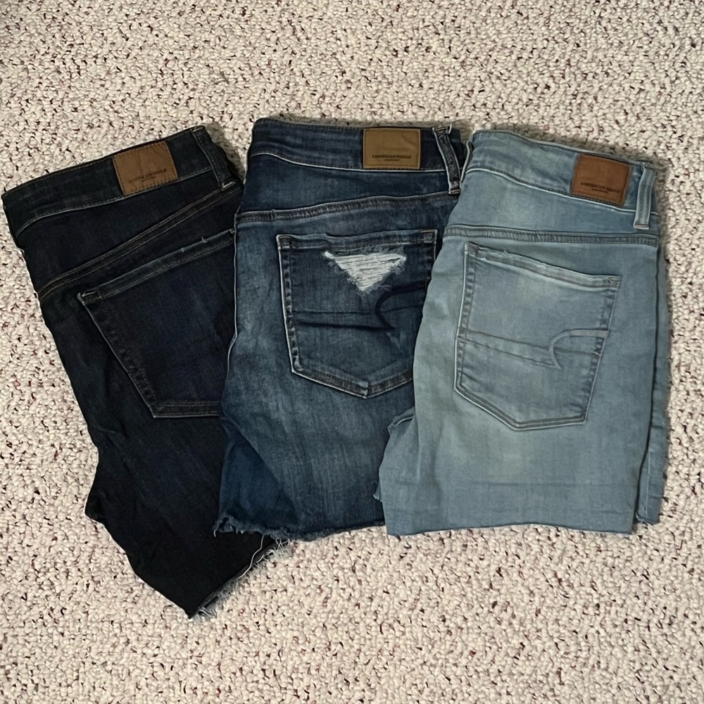 Set of 3- NWOT American Eagle Women’s Denim Shorts